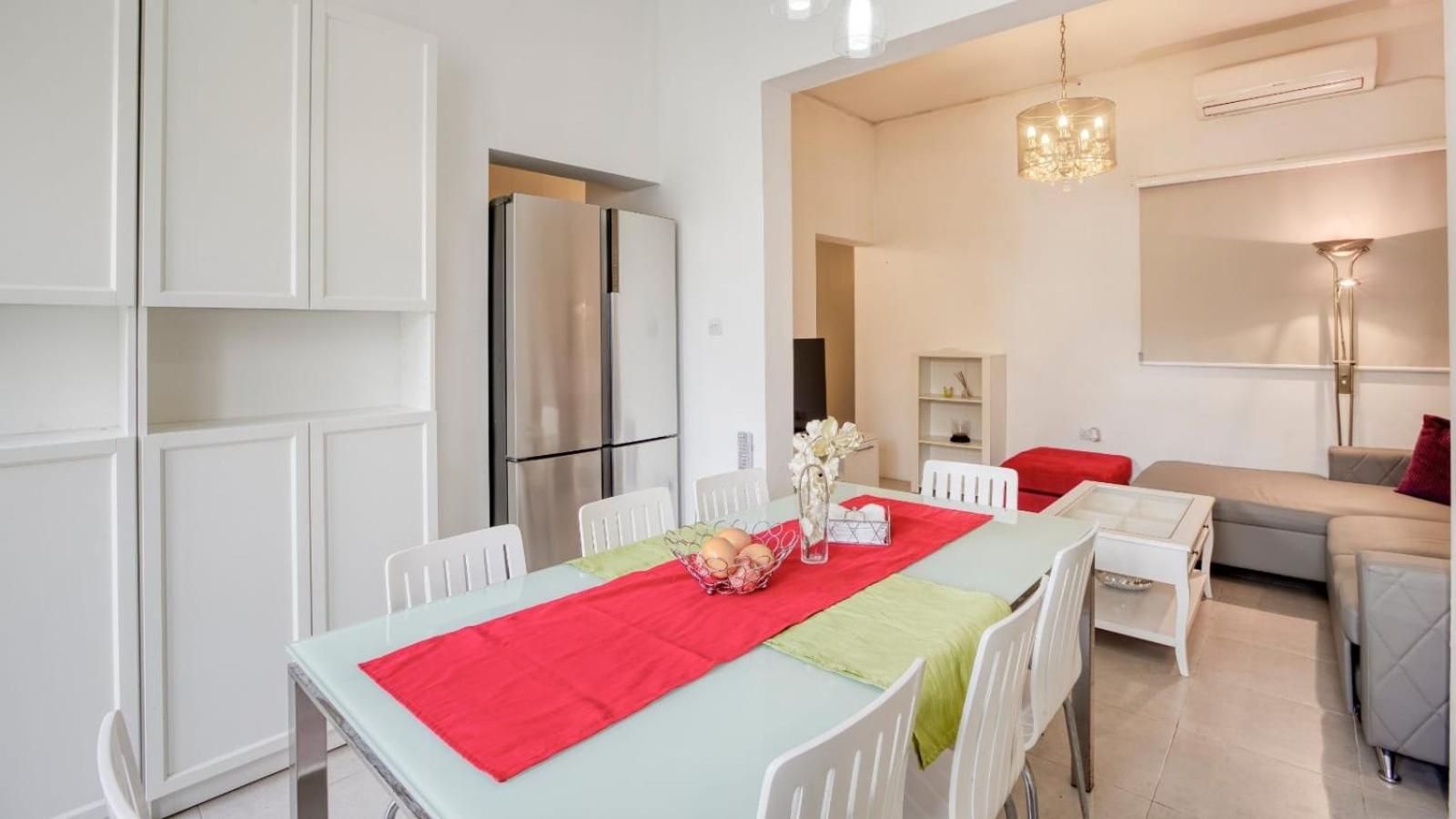 Comfort Double St. Julian's Gzira